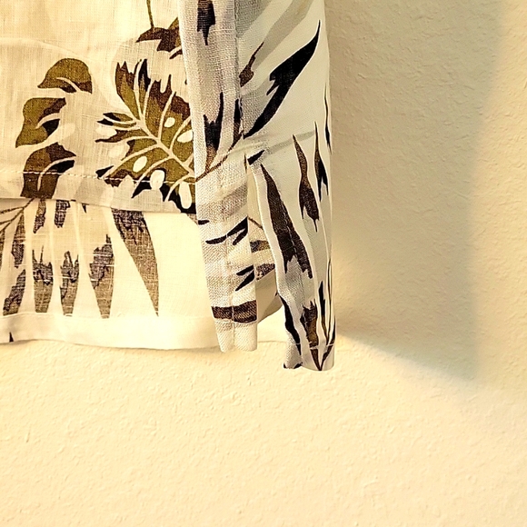 100% Linen C&C California Plus Printed Short Sleeve Top, Tropic, 1X, NWT - Picture 7 of 8